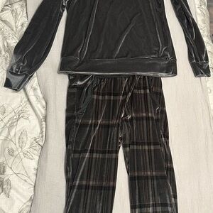 Intimissimi Beautiful Lounge Set - Size Small - Gray - Excellent Condition